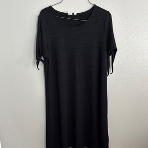 Black Short Sleeve Dress